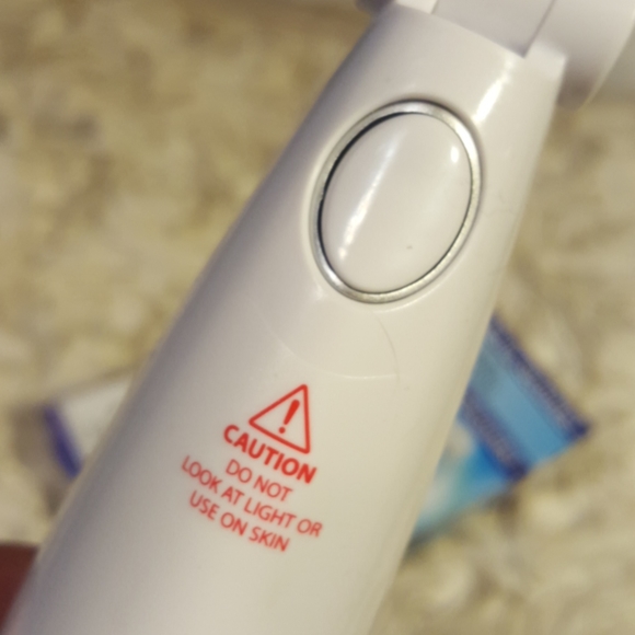 Disinfecting Light Portable Light - UV Light.  Kills Viruses - Picture 11 of 16